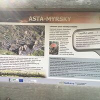 Wegweiser des Naturpfads, Sturm Asta