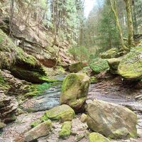 Wer will, erkundet die Schlucht fernab der Etappe, es lohnt sich!