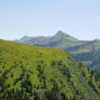 Unholdingspitze mit der markanten Flanke