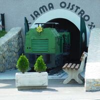 Portal Jama Ojstro (Hrastnik)