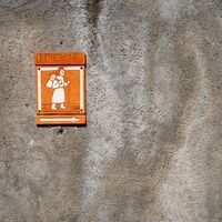 Beschilderung des Via Francigena auf der Serra d'Ivrea