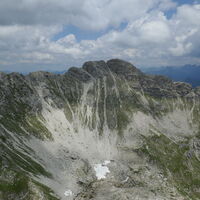 am Zweiten angekommen, blicke ich bereits zum dritten Schafalpenkopf