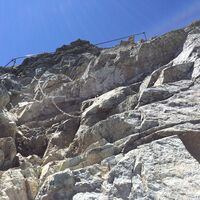 gesicherter Pfad am Piz Ot