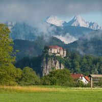 Blick auf Bled vom Weg über Šobec