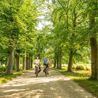 auf dem Rad in Oud-Valkenburg
