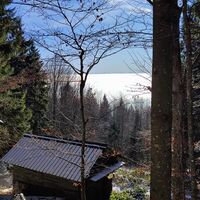 Schöner Durchblick zu den Berchtesgadener Alpen