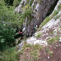 Blick hinunter zu einem der Klettersteige