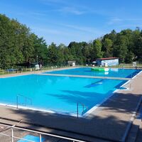 Plaue, Waldschwimmbad
