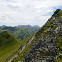 Mößnascharte und Mößnakopf, dahinter das Bärneck - auch mit Schi bereits besucht