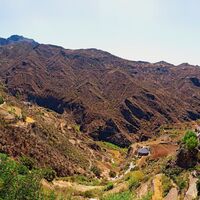 Panoramablick auf die Stadt Tejeda auf Gran Canaria