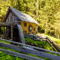 Schaumühle am Naturlehrpfad Granitzenbach. Hier sind auch Führungen möglich.
