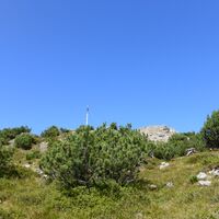 Gipfelkreuz von unten