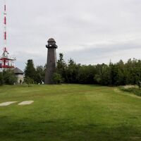 Aussichtswarte im Sommer