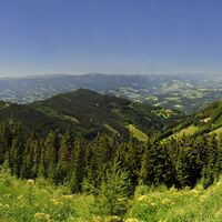 Koralpe- Klick auf die Waldrast im Hintergrund die Saualpe