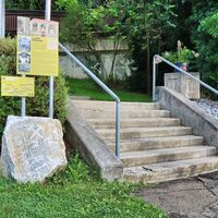 Hinter dem Kurzentrum beginnt unser Wanderweg