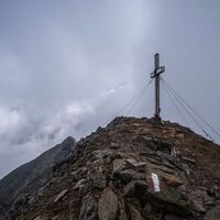 Gipfelkreuz auf der Hochwildstelle