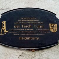 Gedanktafel am ehemaligen Feichelturm (Hexenturm)