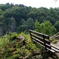 Aussichtspunkt auf Bodensteiner Lay und König Konrad Denkmal