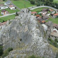 Der Hügel der Burg Niedergesteln