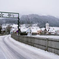 Ortseingang Öblarn im Winter