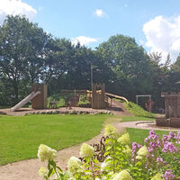 Burganlage im Spiel- und Wasserpark Farven