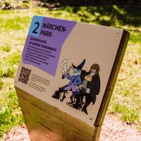 Digitale Zeitreise Im Fluss der Zeit Stele Märchenpark
