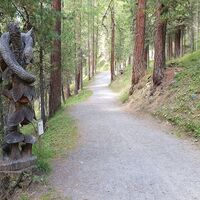 20.2 km Skulpturen am Weg zum Kletterpark