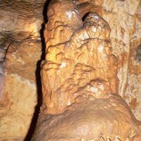 Tropfstein Maria mit Kind im Goldloch