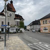 .. und auf bekanntem Weg über die Traisenbrücke. Am "Flesch-Platz" geht dann der Schienenersatzbus zum Bahnhof.