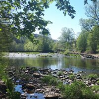 Uferweg mit Fischtreppe an der Zschopau
