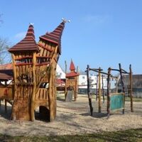 Klettergerüst auf dem Roxy-Helco-Spielplatz in Salzgitter-Bad