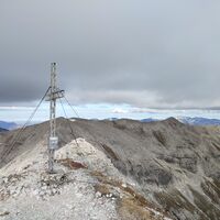 Hochmölbing mit eben bewanderten Grat
