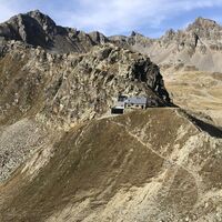 Medelserhütte auf dem Pass "Fuorcla da Lavaz"