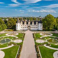 Paderborn-SchlossNeuhaus-Teutoburger-Wald-Tourismus-Patrick-Gawandtka-125-CC-BY-SA.jpg