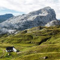 Tilisunahütte mit Weißplatte