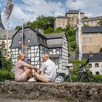 Ahr-Radweg, Rast im historischen Ortskern Blankenheim