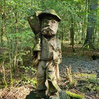 Behrungen - Holzskulpturen von Marcel Lindner