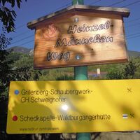 ... am Heinzelmännchenweg retour zum Ausgangspunkt dem Payerbacher Bahnhof...