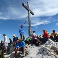 Am Gipfel der Lachenspitze