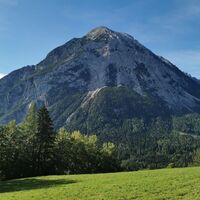 S508 Spechtensee Runde, vorbeigeradelt wird am Grimming