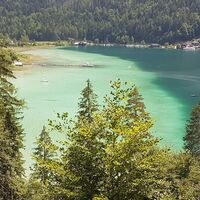 Schwimmbad und Ghf. Dolomitenblick