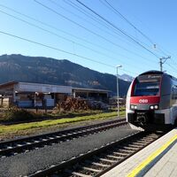 Auf der Rückfahrt vom Bahnhof Bruck lässt sich die ganze Wanderung noch einmal Revue passieren.