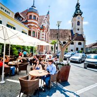 Südliches Flair am Hauptplatz von Hartberg