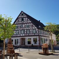 Geburtshaus Dr. Johann-Peter Frank am gleichnamigen Platz in Rodalben