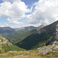 Rechts der Pfannnock
