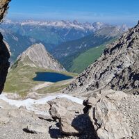Blick von der Scharte zum Kogelsee