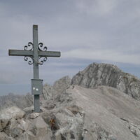 das schöne Gipfelkreuz am Totenkirchl