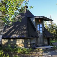 Lappische Hütte entlang des Pyhän Jyssäys Wegs in Ruka