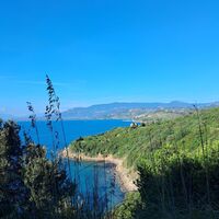Panoramablick auf Agropoli und die Ebene des Sele vom Punta Tresino