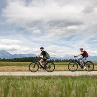 Von Kranj in Richtung Polica (Naklo), im Hintergrund Storžič und Grintovci